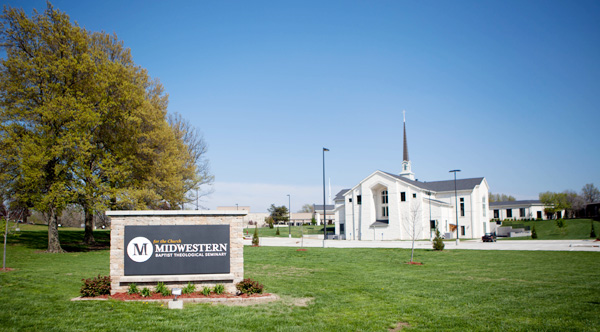 미주리 주 캔사스시티에 있는 미드웨스턴침례신학교의 전경