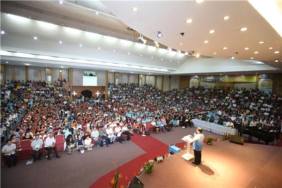 필리핀 마닐라국제선교대회가 열린 한알의 밀알교회 컨벤션센터 전경.
