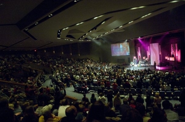 미국 미네소타 주의 대형교회인 이글 브룩 처치(Eagle Brook Church)