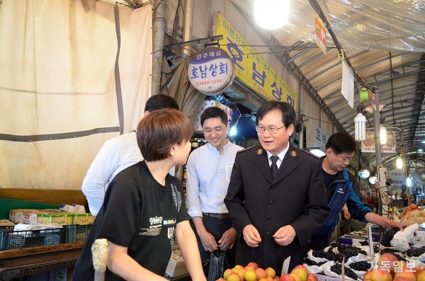 구세군자선냄비 신재국 사무총장