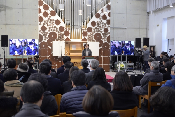 추도사하는 심상정 정의당 대표