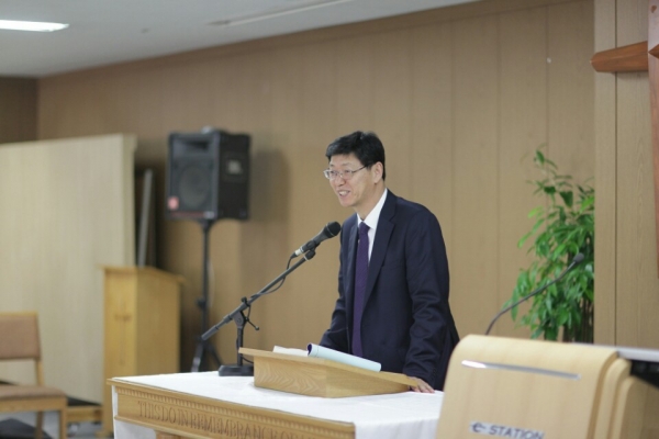 노세영 서울신대 총장이 '2017 한국신약학회 총회' 및 '제108차 정기학술대회'에 참석해 축사를 전하고 있다.