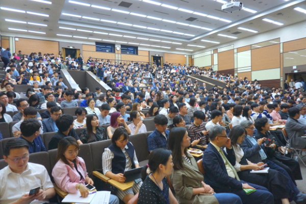 고려대 베리타스 포럼 제임스 스미스 교수