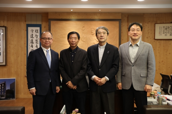 순수선교회 감신대학교에 장학금 전달