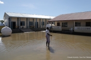 홍수로 인해 물에 잠긴 소말리아 남부의 한 학교 
