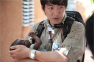 배우 송일국,아프리카 부르키나파소에서 봉사활동