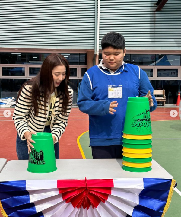 배우 오윤아와 자폐아들