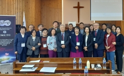 바이어하우스 아카데미(회장 이동주 박사)가 12일 대한기독교여자절제연합회관에서 ‘탈북민 대안학교 운영과 비전’이라는 제목으로 제8회 심포지움을 개최했다.