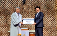 여수영락교회 김성기 목사 한일장신대에 장학금 전달