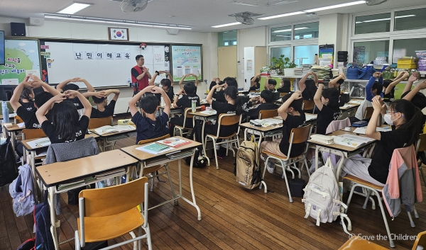 세이브더칠드런은 세계 난민의 날을 맞아 난민 이해 교육과 그림 공모전 등 국내 난민 아동의 권리 옹호를 위한 다양한 프로그램을 진행한다