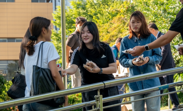 서울신대 개강 맞이 재학생 환영 이벤트 진행