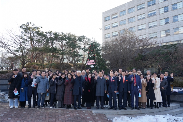 한세대학교 여의도순복음교회 안수집사회와 성탄트리 점등식 개최