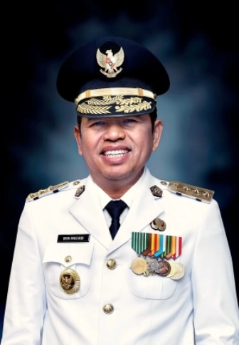 데디 물야디 서자바 주지사