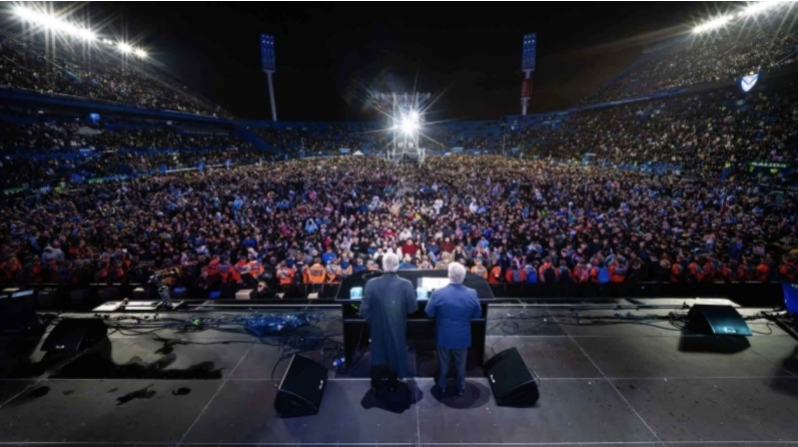 아르헨티나 부에노스아이레스의 베레스(Vélez) 스타디움에서 ‘희망 부에노스아이레스’ 행사가 개최됐다