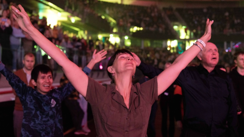 플로리다 전역을 도는 ‘선샤인 스테이트 굿 뉴스 투어