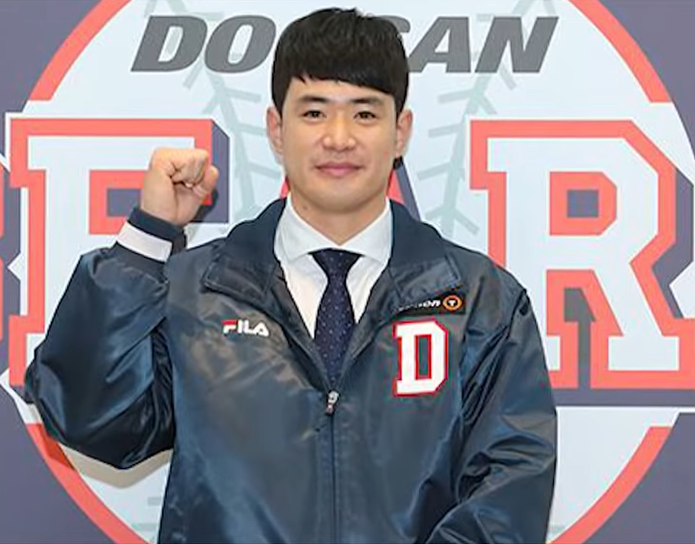 전 두산 베어스 외야수 김재환