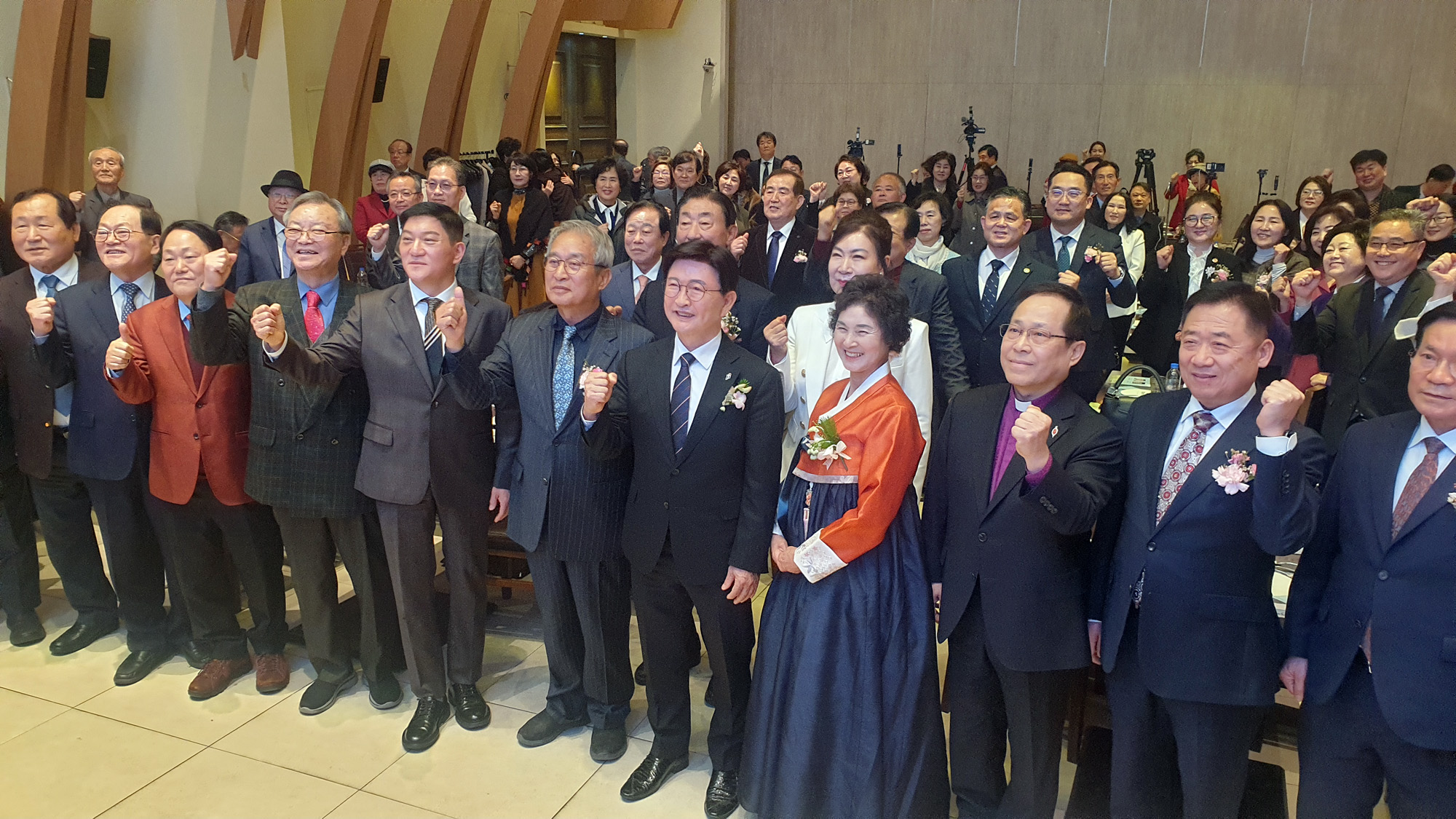 한기부 대표회장 이·취임 감사예배