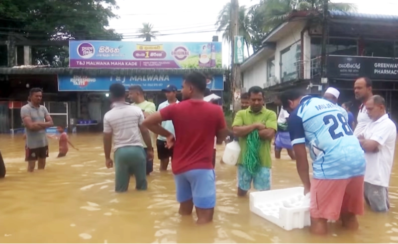 사이클론 디트와로 인해 스리랑카는 엄청난 피해를 입었다