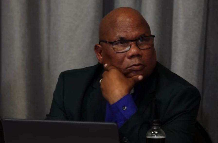 무사 줄루 교수