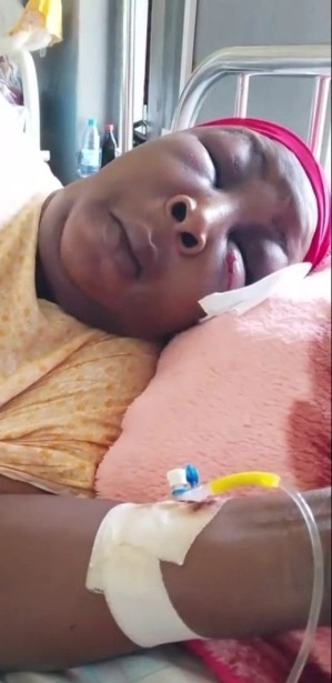 하지아티 키야쿠와 카미야티의 모습. 그는 지난 3월 11일 우간다 동부에서 예배 중 공격을 당했다