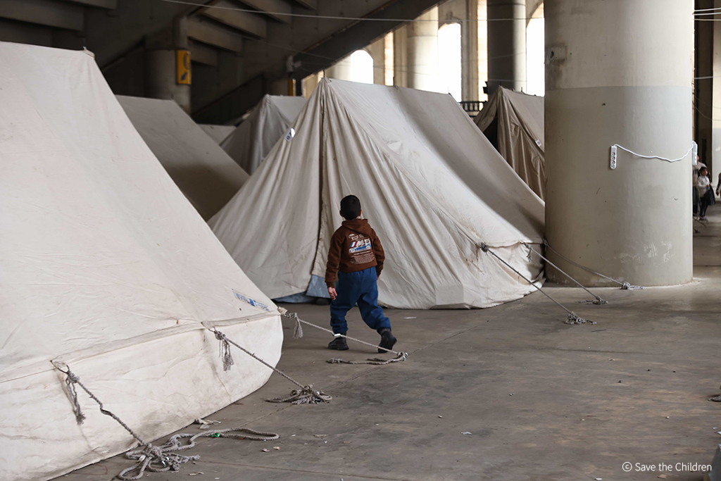 레바논 베이루트 대피소의 아동