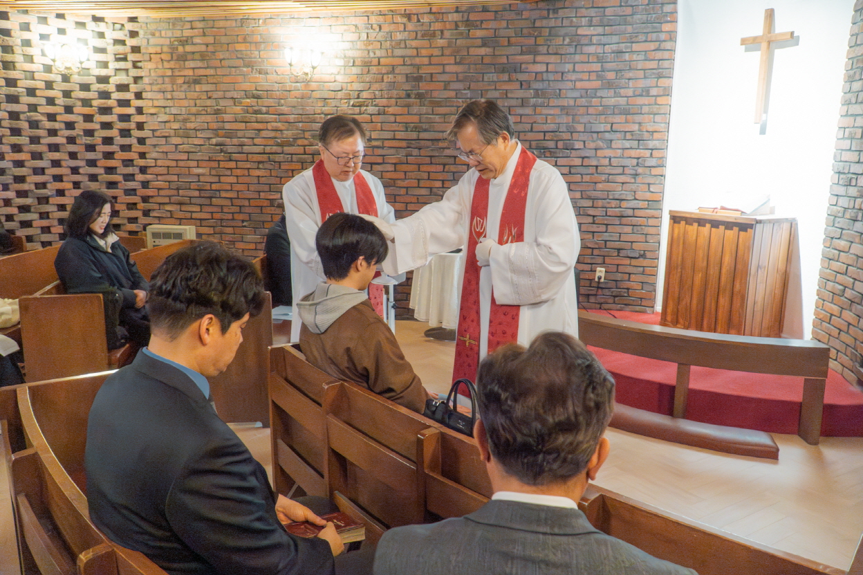 서울신학대학교 2026학년도 1학기 세례식 진행