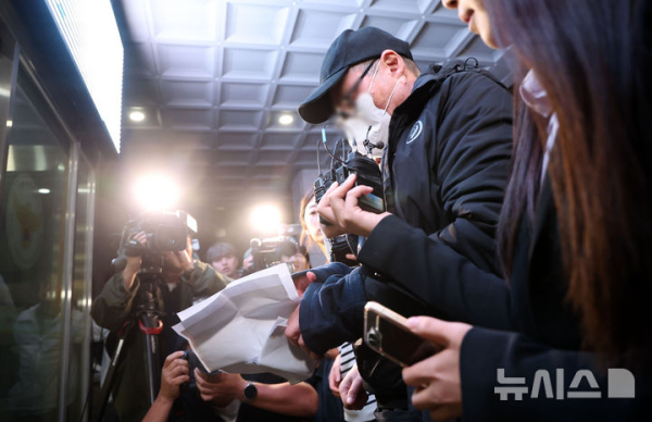 역삼동 건물 방화 피의자 자백…경찰, 구속영장 신청 방침