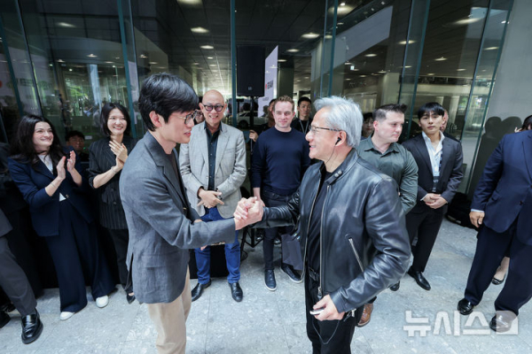 네이버, 12조원 규모 AI 인프라 구축 계약