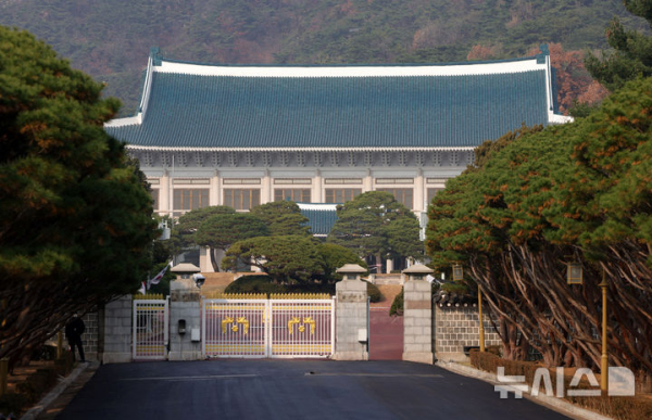 청와대 종교 대담에 김디모데 목사·범정 스님 참석