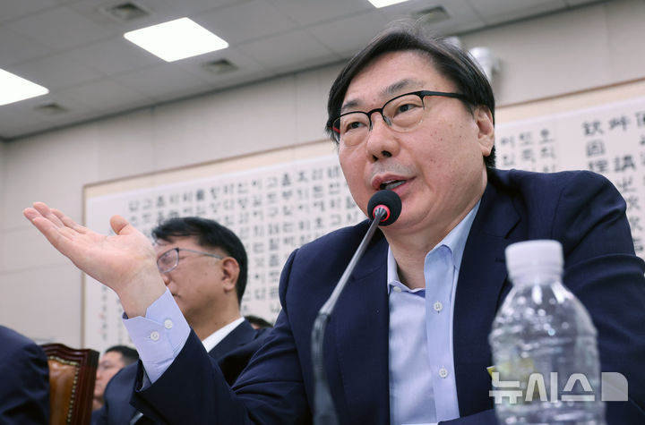 이화영 측, '국정원 문건' 근거로 수원고법에 재심 청구