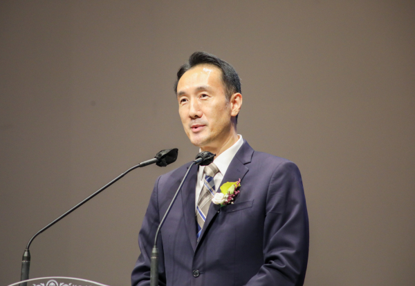 퀸즈장로교회 4대 담임으로 위임받은 최영현 목사