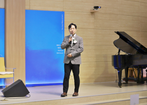 김다위 목사