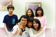 정선기·안나오미 선교사 가족