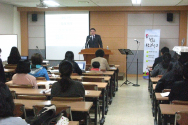 오픈도어선교회 &#039;2016북한선교학교&#039;가 4일 한국교회100주년기념관에서 첫 강연을 시작했다.