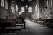 기도 성당 교회당 예배당 텅빈 성전
