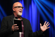 제임스 맥도날드(James MacDonald) 목사