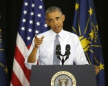 지난 1일 인디애나의 한 타운홀 미팅에서 연설하는 오바마 대통령&gt;