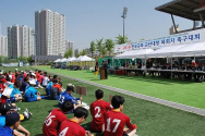 한국교회총연합이 주최한 2018 한국교회 목회자 축구대회가 24일 하남시 종합운동장에서 열렸다. 할렐루야조와 임마누엘조로 나눠 진행된 이번 대회에는 모두 11개 교단에서 참여했다.