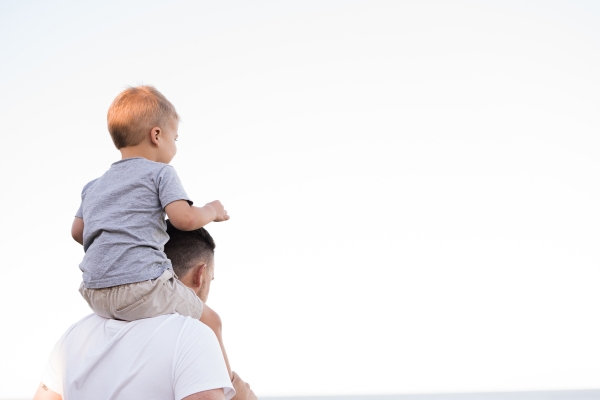 우리나라의 입양이 활성화되기 위해서는 이런 제도적인 변화와 함께 사회 전체가 지속적인 교육을 통해 입양에 대한 시각의 변화가 필요하다