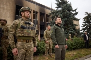 우크라이나 젤런스키 대통령과 군인들의 모습.