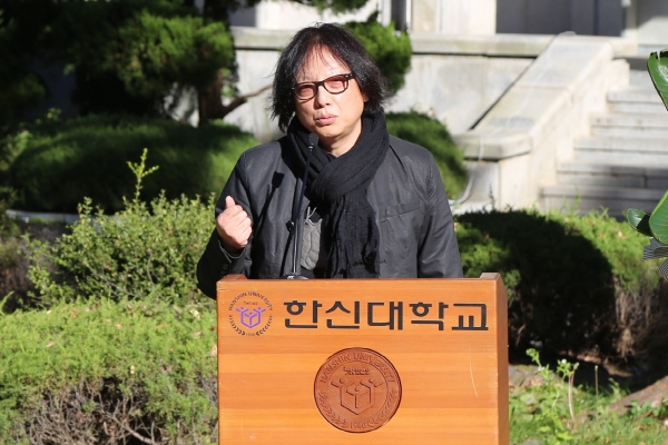 문동환 교수 기념 조형물 제막식